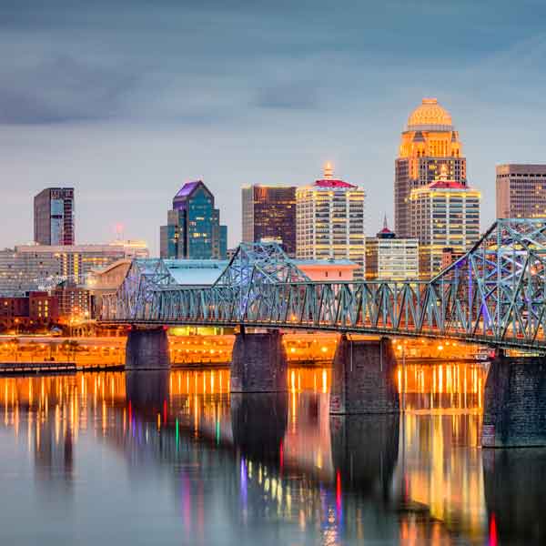 Louisville, Kentucky river and bridge