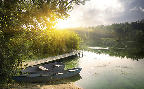 Image of a lake near United Smile Centres.